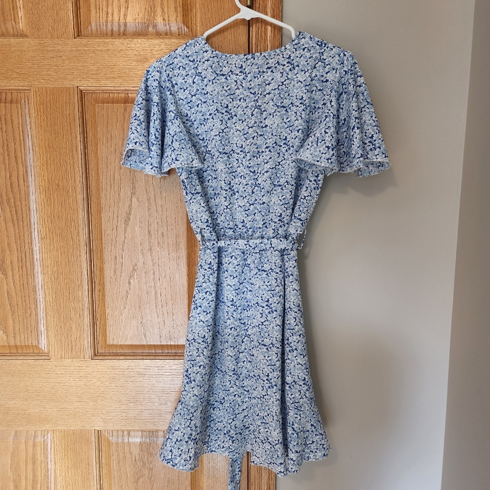 SHEIN Dress - Picture 5 of 10